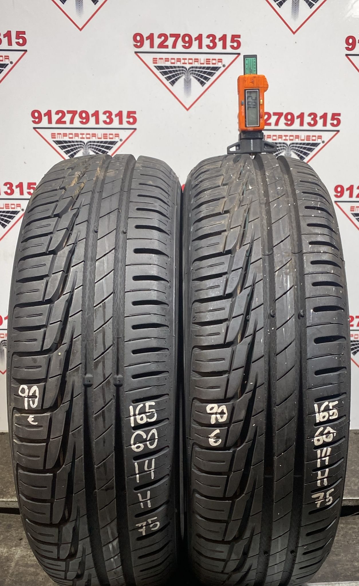 UNIROYAL  USADO  165/60 R14 75 H